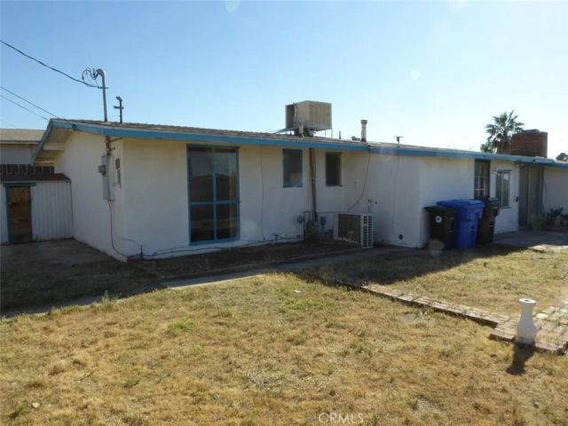 521 S Muriel, Barstow, CA 92311