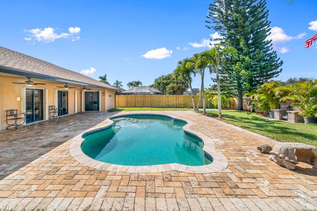 19873 Court Of The Myrtles, Boca Raton, FL 33434