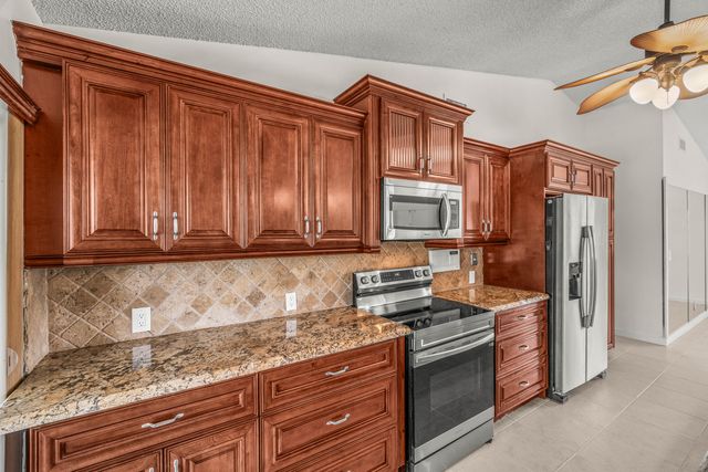 19873 Court Of The Myrtles, Boca Raton, FL 33434