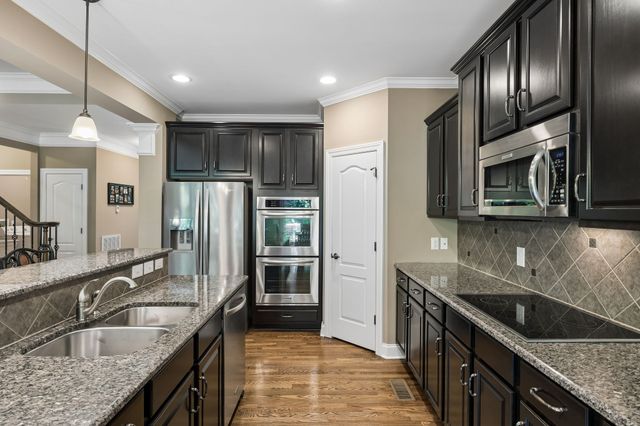 1169 Pin Oak Ln, Brentwood, TN 37027