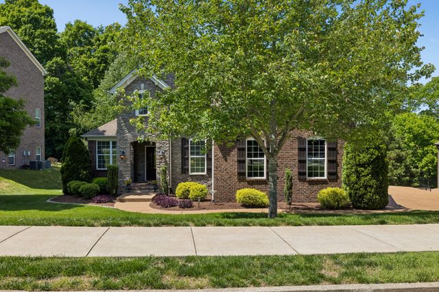 1169 Pin Oak Ln, Brentwood, TN 37027