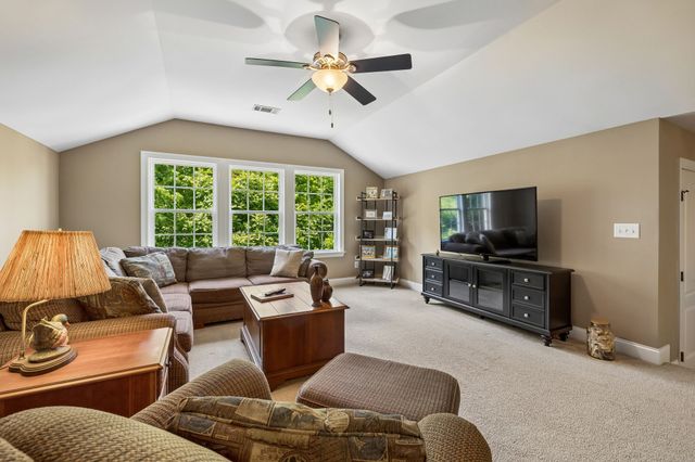 1169 Pin Oak Ln, Brentwood, TN 37027