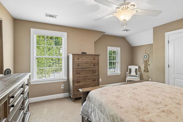 1169 Pin Oak Ln, Brentwood, TN 37027