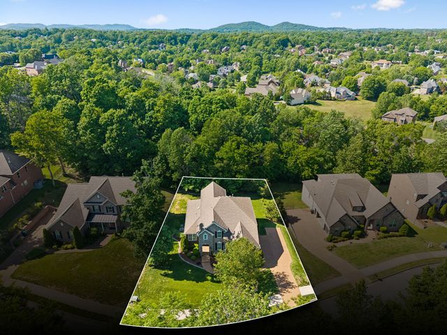 1169 Pin Oak Ln, Brentwood, TN 37027