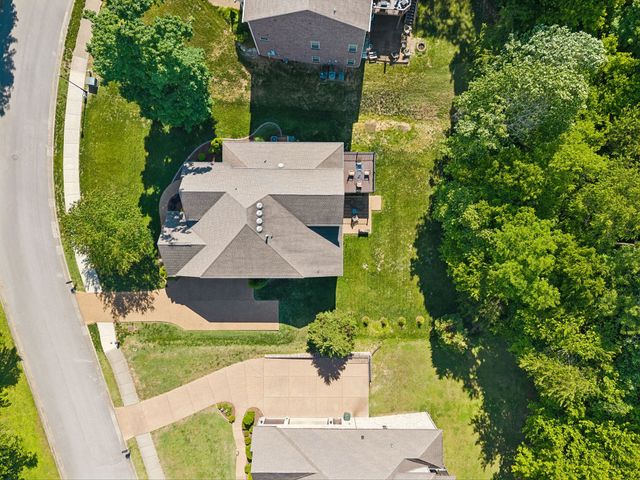1169 Pin Oak Ln, Brentwood, TN 37027