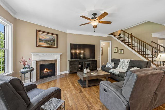 1169 Pin Oak Ln, Brentwood, TN 37027