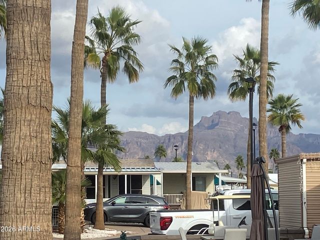 1537 S Omaha Drive 537, Apache Junction, AZ 85119