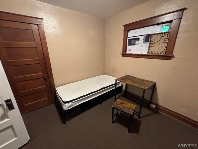 715 Augustus Place, Niagara Falls, NY 14301