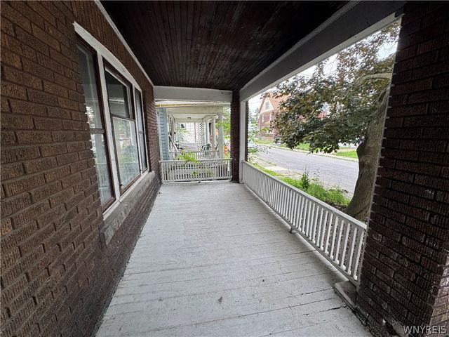 715 Augustus Place, Niagara Falls, NY 14301