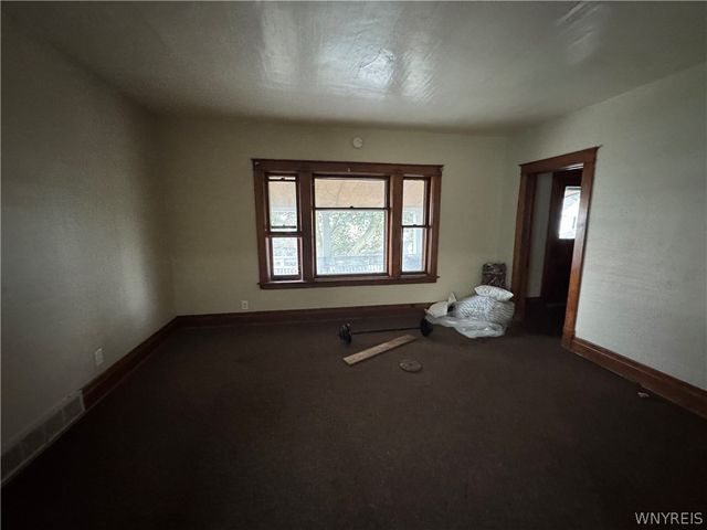 715 Augustus Place, Niagara Falls, NY 14301