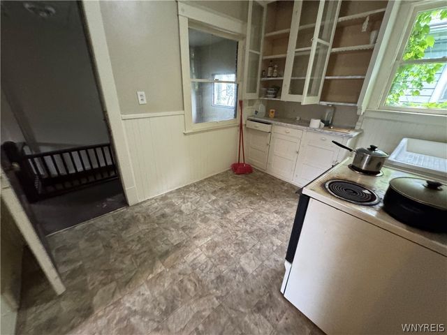 715 Augustus Place, Niagara Falls, NY 14301