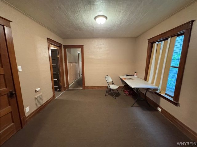 715 Augustus Place, Niagara Falls, NY 14301