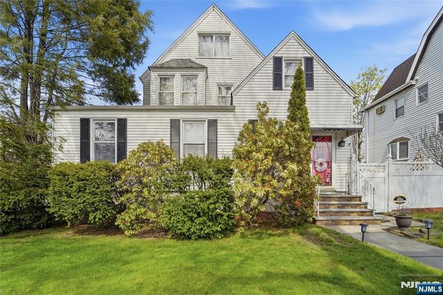 3 Stuyvesant Avenue, Kearny, NJ 07032