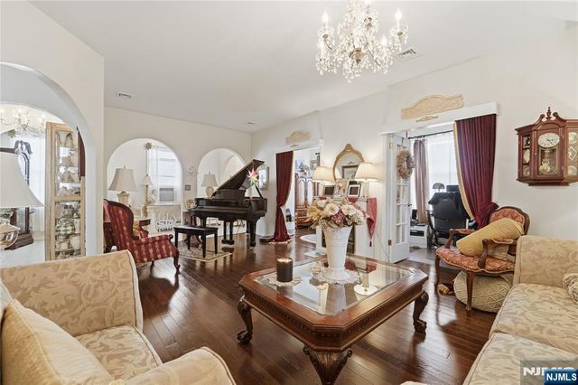 3 Stuyvesant Avenue, Kearny, NJ 07032