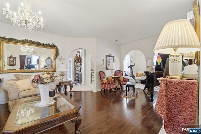 3 Stuyvesant Avenue, Kearny, NJ 07032