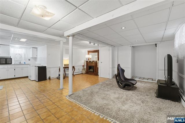 3 Stuyvesant Avenue, Kearny, NJ 07032