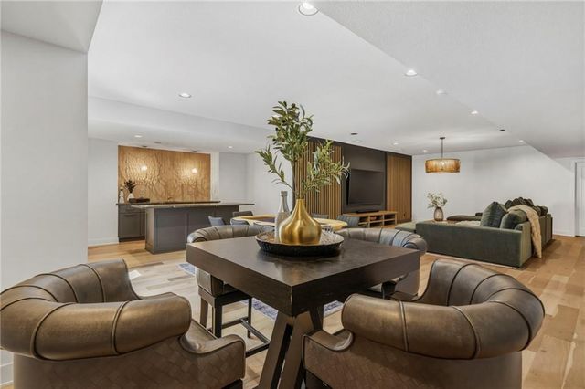 16920 Rosehill Street, Overland Park, KS 66221