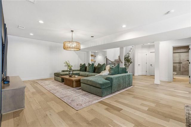 16920 Rosehill Street, Overland Park, KS 66221