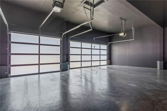 16920 Rosehill Street, Overland Park, KS 66221