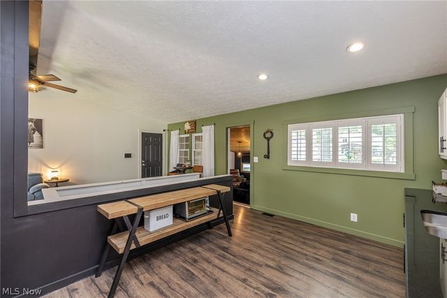 26905 Southwood Lane, Olmsted Twp, OH 44138