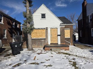 15241 Seymour Street, Detroit, MI 48205