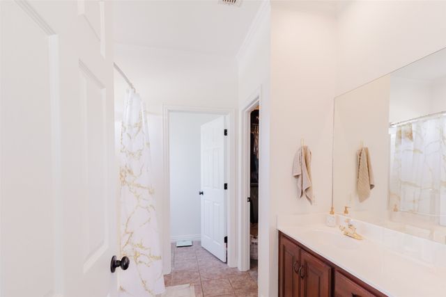 1503 S College Avenue, Decatur, TX 76234