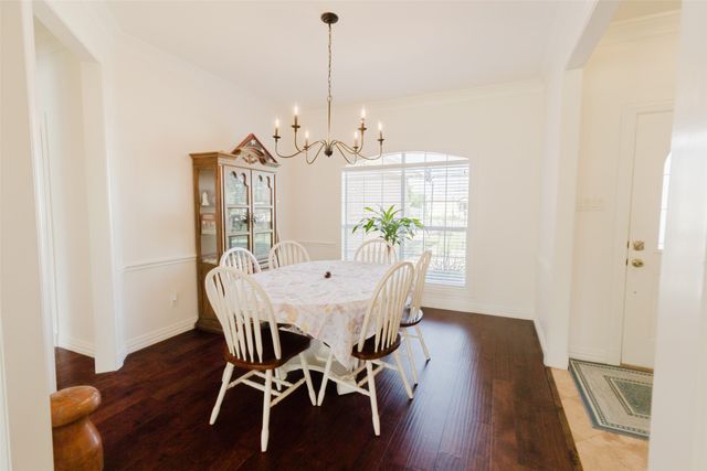 1503 S College Avenue, Decatur, TX 76234