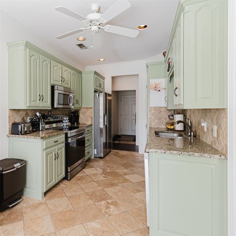 1503 S College Avenue, Decatur, TX 76234