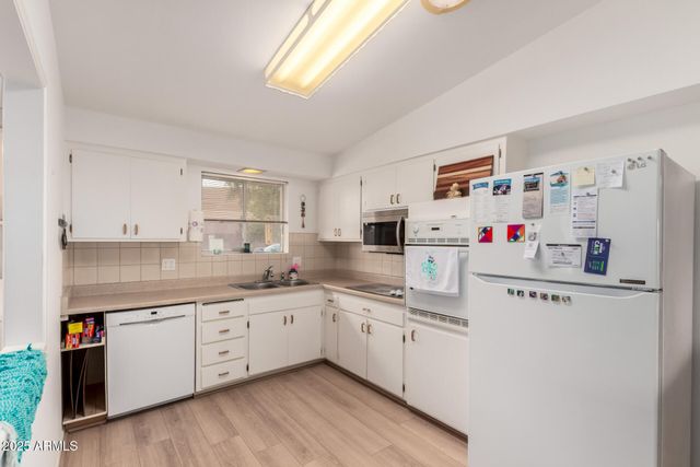 10641 W Oakmont Drive, Sun City, AZ 85351