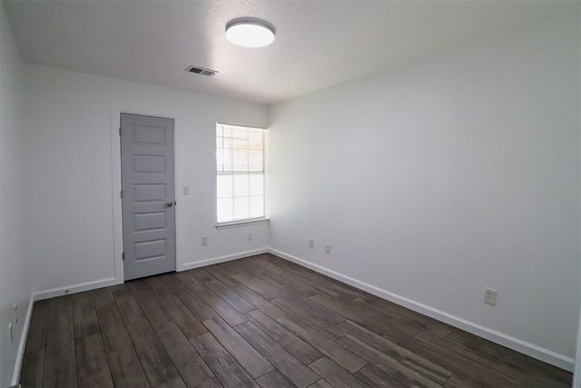 6001 SE 8th Street, Oklahoma City, OK 73110