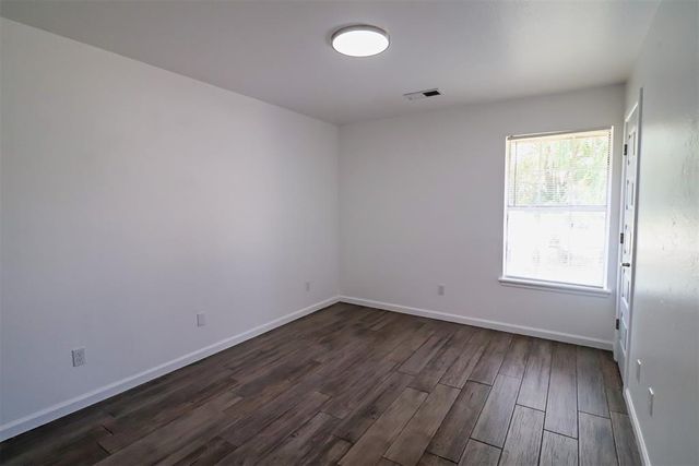6001 SE 8th Street, Oklahoma City, OK 73110
