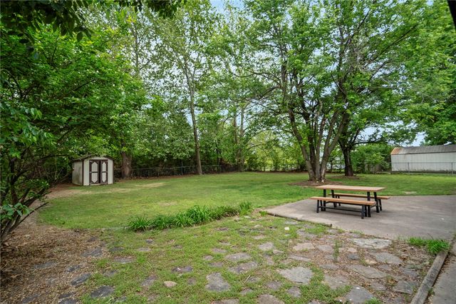 2303 S Turner Street, Springdale, AR 72764