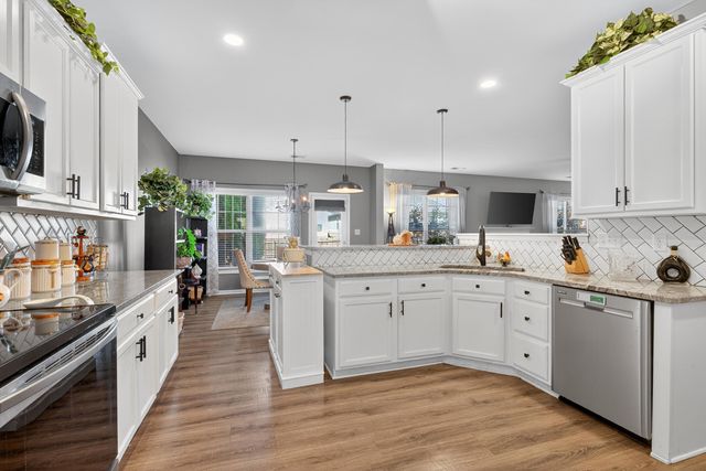 1052 Jouett Creek Drive, Lexington, KY 40509