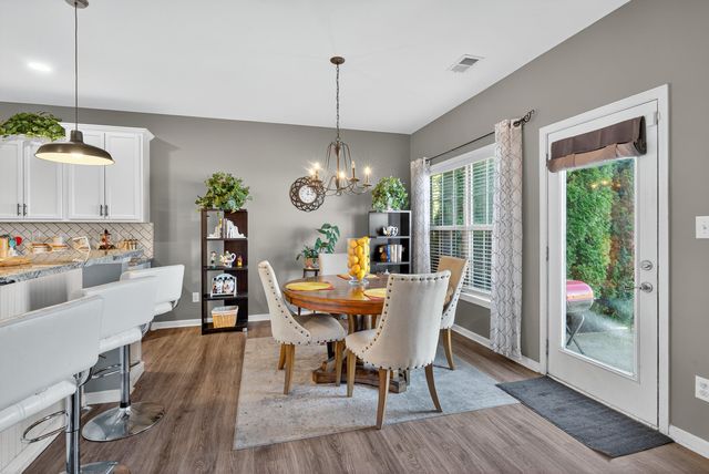1052 Jouett Creek Drive, Lexington, KY 40509
