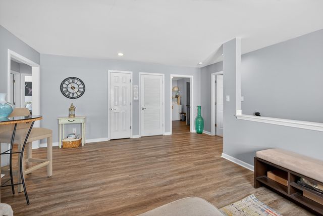 1052 Jouett Creek Drive, Lexington, KY 40509
