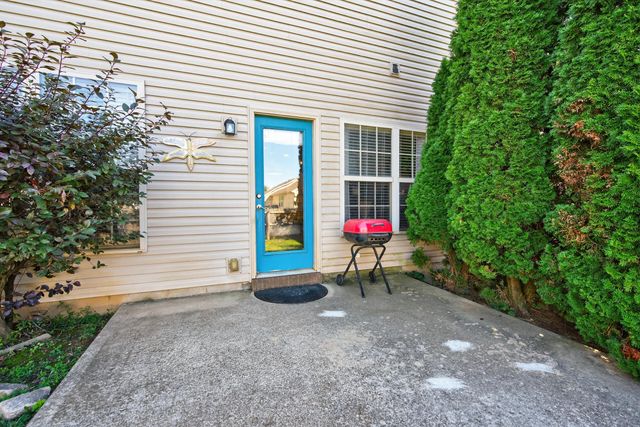 1052 Jouett Creek Drive, Lexington, KY 40509