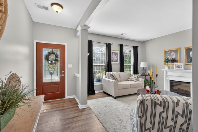 1052 Jouett Creek Drive, Lexington, KY 40509