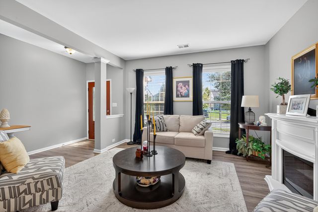 1052 Jouett Creek Drive, Lexington, KY 40509