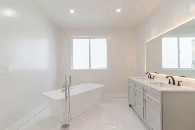 7416 Valaho Lane, Tujunga, CA 91042