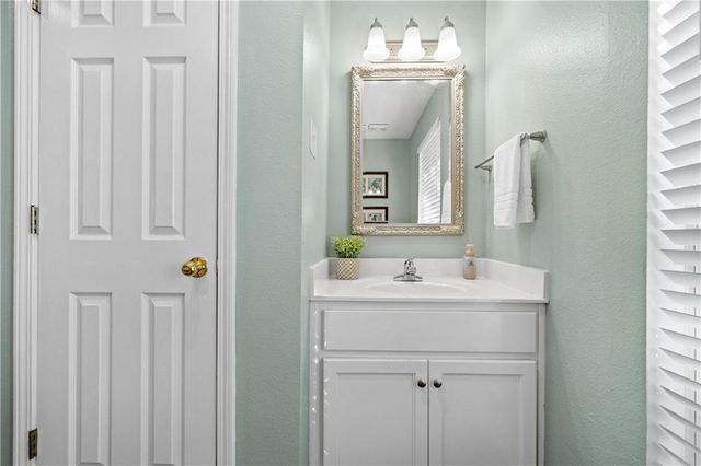 5424 Henning Drive, Mobile, AL 36619