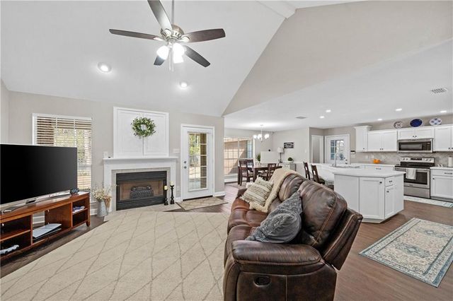 5424 Henning Drive, Mobile, AL 36619