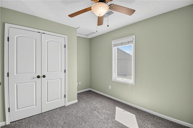 228 SW Ascot Circle, Lee's Summit, MO 64082