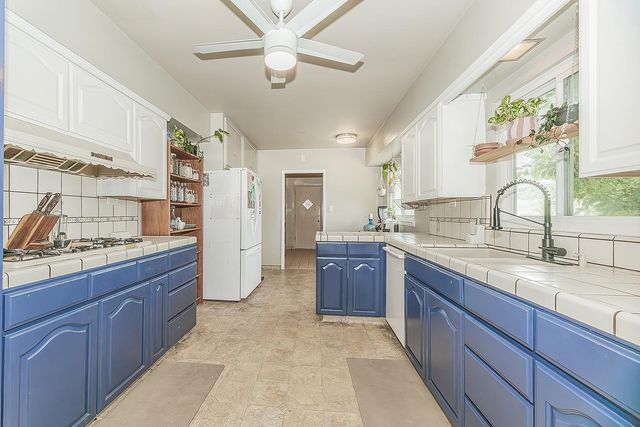 2836 N Arthur Avenue, Fresno, CA 93705