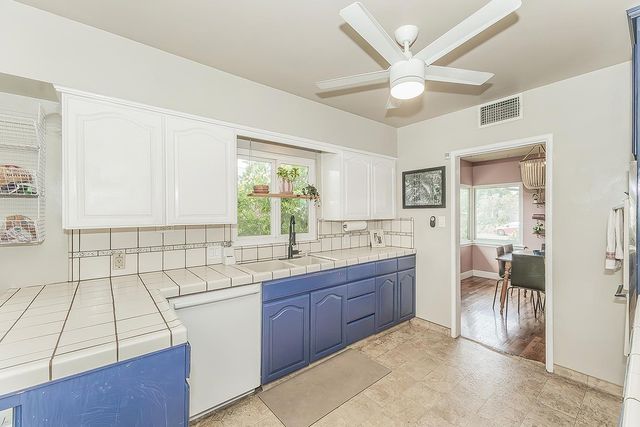 2836 N Arthur Avenue, Fresno, CA 93705
