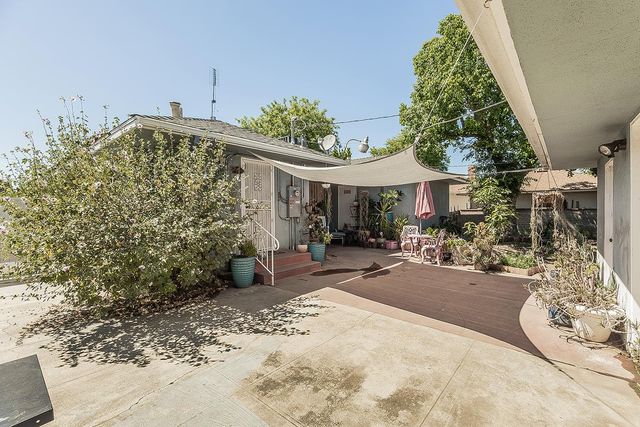 2836 N Arthur Avenue, Fresno, CA 93705