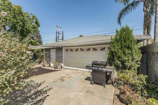 2836 N Arthur Avenue, Fresno, CA 93705