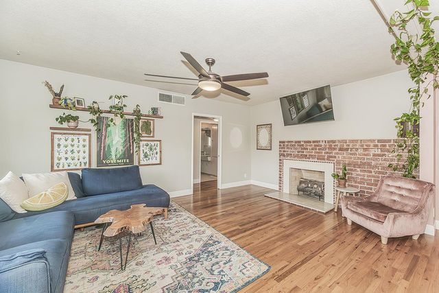 2836 N Arthur Avenue, Fresno, CA 93705