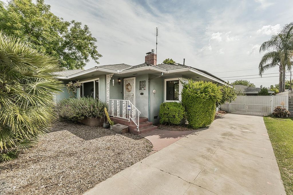 2836 N Arthur Avenue, Fresno, CA 93705