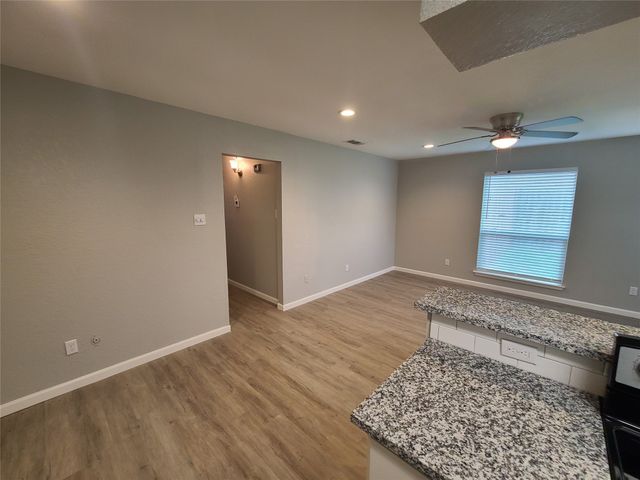 343 Spring Branch Lane, Kennedale, TX 76060