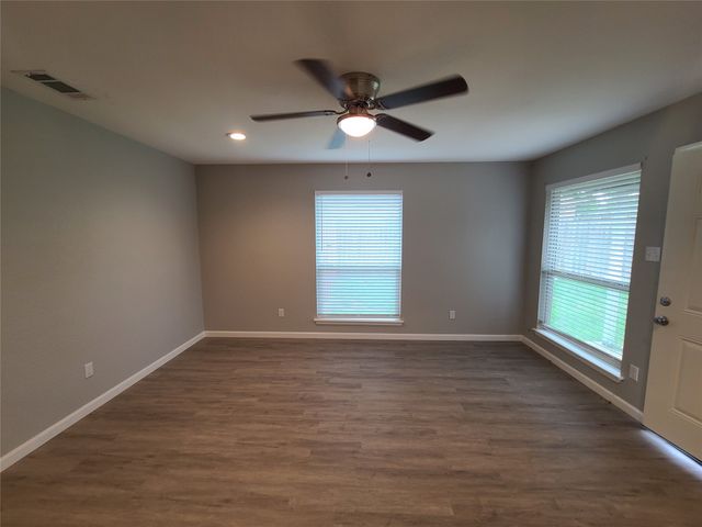 343 Spring Branch Lane, Kennedale, TX 76060